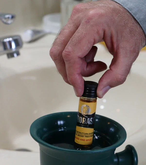 Proraso - Hot Oil Beard Treatment Wood & Spice 4 x 17ml Vials