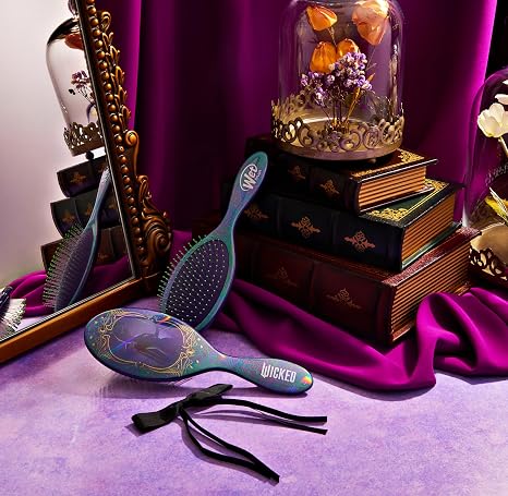 Wet Brush - Wicked Elphaba Wickedley Beautiful Kit